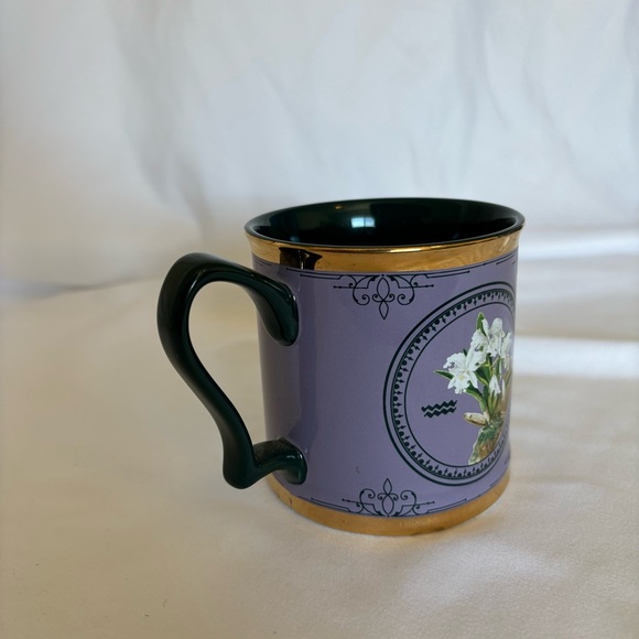 Victorian Trading Written in the Stars Purple Aquarius Zodiac Mug - Picture 8 of 16